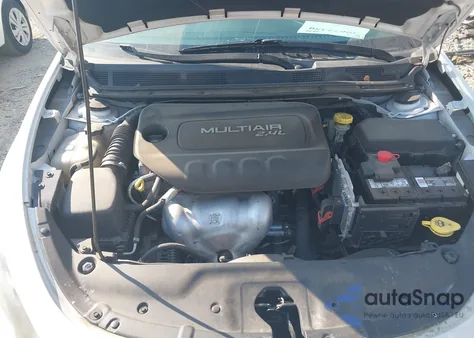 2016 Dodge Dart Sxt из США, поврежденный, VIN 1C3CDFBBXGD605363